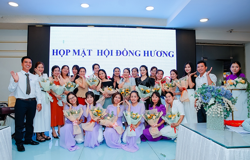 Họp mặt truyền thống HĐH Thôn Vĩnh Hương năm 2024